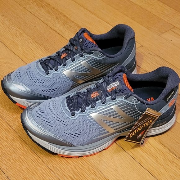 New Balance Shoes - New Balance 880 V8 GTX Running Shoes